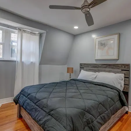 Spacious 5-Br House Near Transit W Parking Chicago Exterior photo