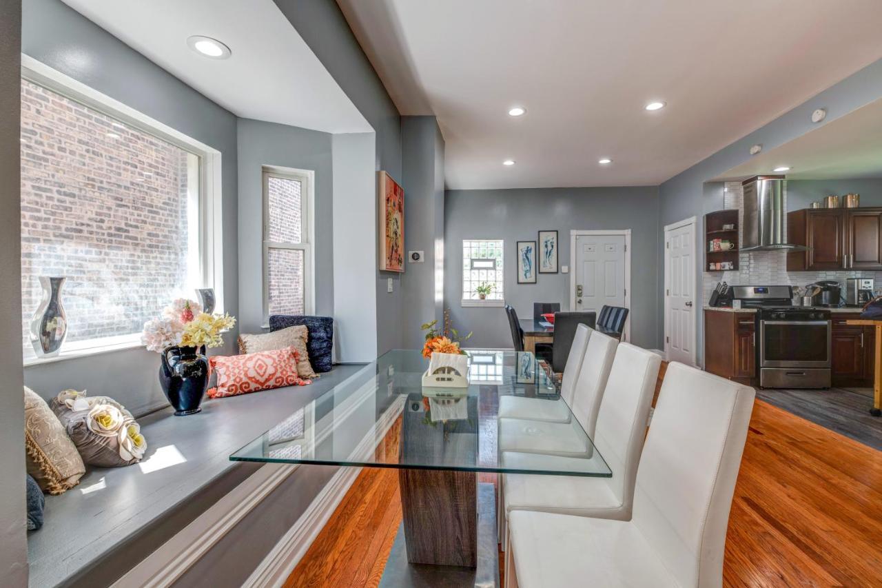 Spacious 5-br House Near Transit W Parking