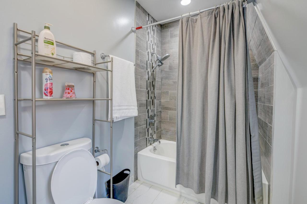 Hébergement de vacances Spacious 5-br House Near Transit W Parking Chicago